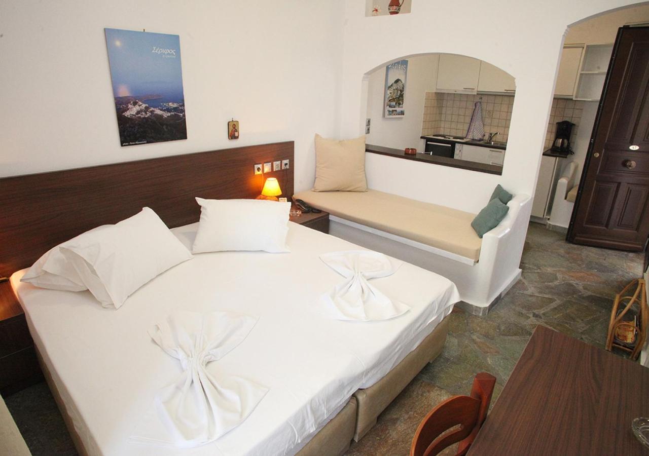 Aparthotel Pergola Livadi  Zewnętrze zdjęcie